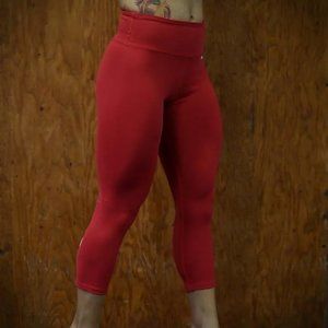 Women’s legging Past Parallel 4-Way Stretch Performance Capris - BrandNew - Red